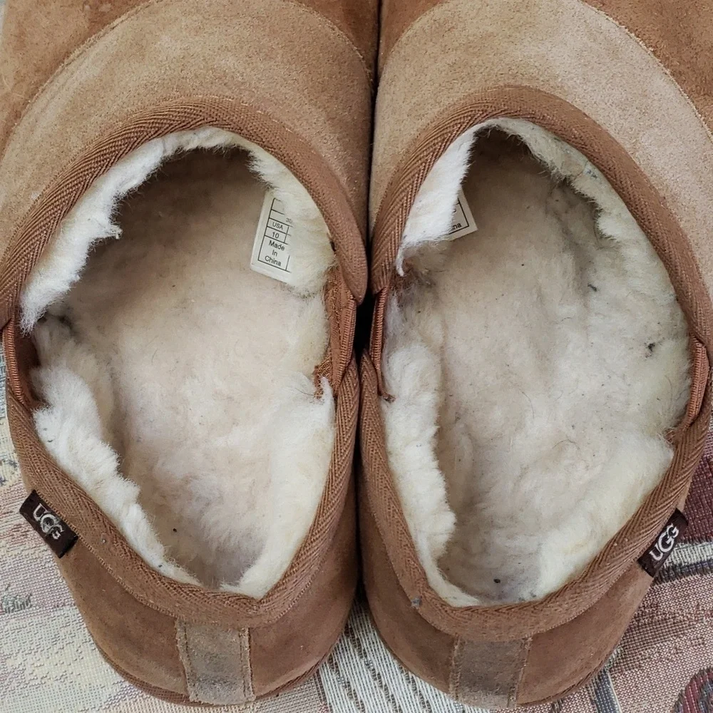 UGG Leisure Slip On Men's Suede Sheepskin Slipper Tan, Size 10